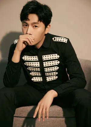 秦昊《演员请就位2》帅气图片写真_2