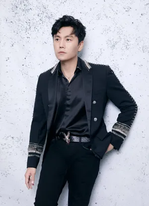秦昊型男造型帅气图片写真_5