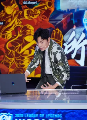 演员秦昊雅痞风帅气图片写真_8