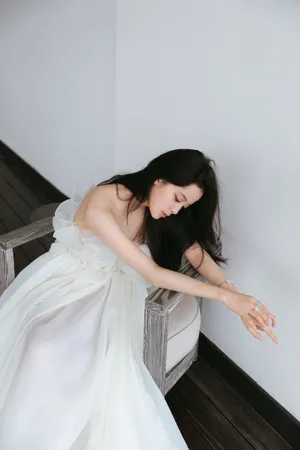 欧阳娜娜仙女裙妩媚性感写真_4