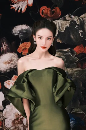 金晨复古油画大片写真图片_2