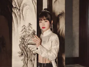 赖美云丸子头水墨国风写真图片_2