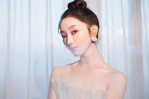 性感美女明星肖燕写真图片