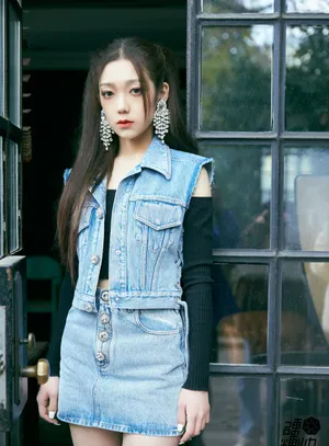 希林娜依·高双马尾性感甜酷写真图片_5
