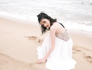 宋祖儿海洋沙滩性感写真图片_3