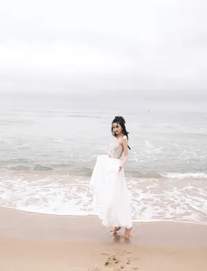 宋祖儿海洋沙滩性感写真图片_4