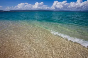 海浪拍岸-蜈支洲岛_6