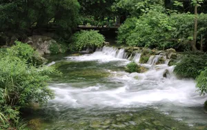 旅游渡假胜地花溪公园_3