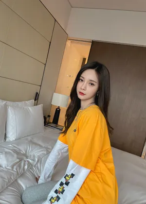 沈梦辰清爽靓丽写真图片