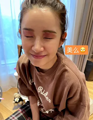 张子萱与女儿幸福日常可爱美照图片_8