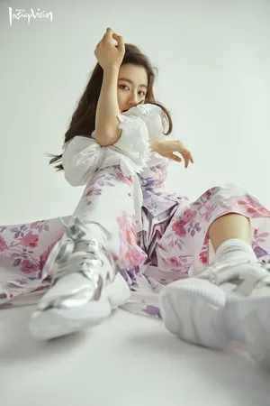 性感美女明星李兰迪时尚写真_7