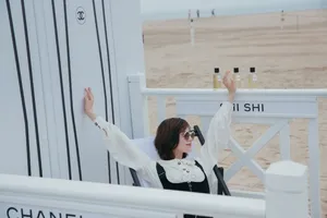 性感美女明星刘诗诗妩媚写真_6
