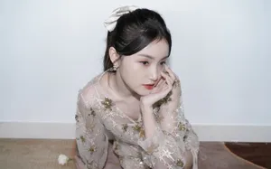 林小宅轻纱裙甜美写真图片