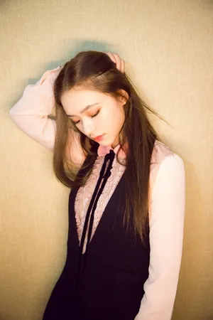 性感美女明星林允少女范写真