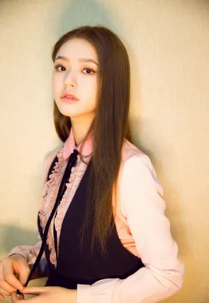 性感美女明星林允少女范写真_2
