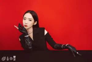 性感美女孟美岐优雅妩媚写真_7
