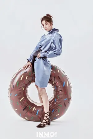 性感美女明星周雨彤时尚大片写真_9