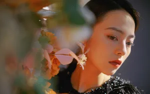薇薇安流苏黑裙性感写真图片_2