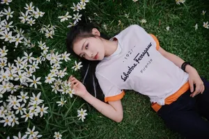 性感美女明星林允时尚写真_2