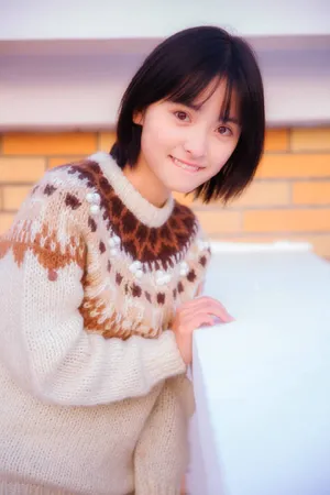 性感美女沈月妩媚优雅写真_2