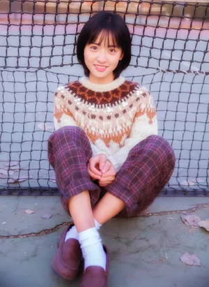 性感美女沈月妩媚优雅写真_5