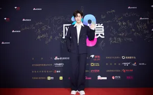 王晰新浪时尚风格大赏帅气写真图片_10