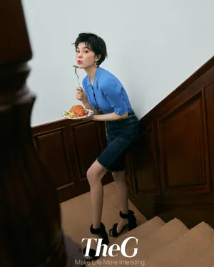 郁可唯最新时尚杂志写真大片