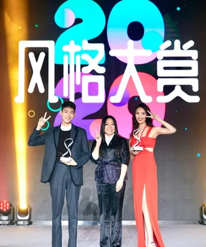 王锵新浪时尚风格大赏帅气写真图片_4