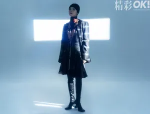 郁可唯朦胧光影潇洒写真图片