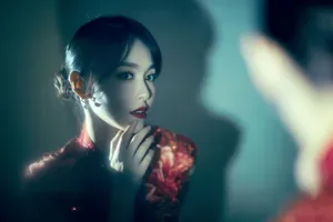 性感美女明星唐嫣妩媚优雅写真_2