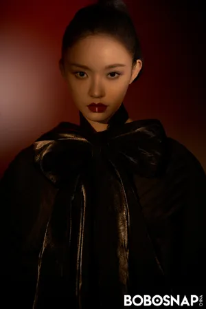 林允暗黑系性感摩登写真图片_7