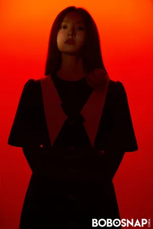 林允暗黑系性感摩登写真图片_10