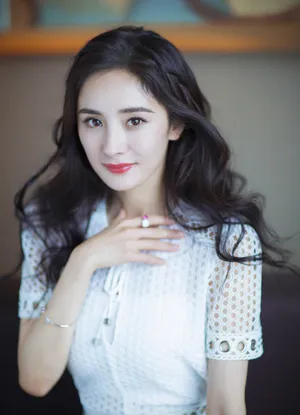性感美女杨幂蕾丝透视诱惑写真