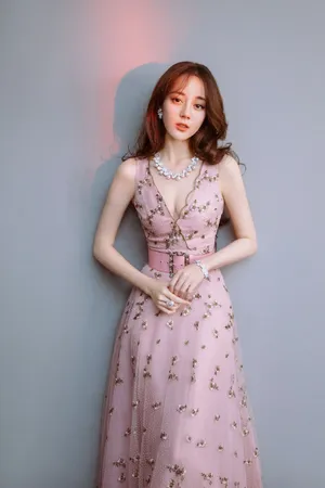 性感美女迪丽热巴妩媚优雅写真_7