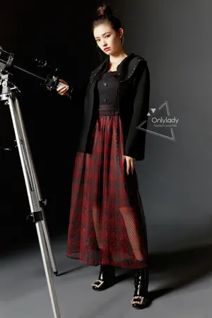 林允百变时装性感大片写真图片_5