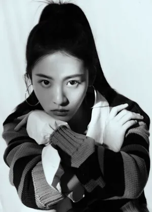 SNH48孙芮短裙高马尾潇洒时尚写真图片_4