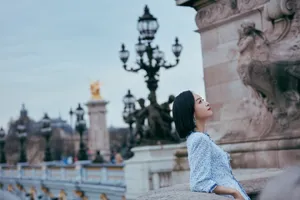 性感美女宋茜优雅妩媚写真_4