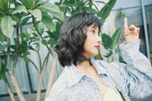 卜冠今鬼马俏皮写真图片
