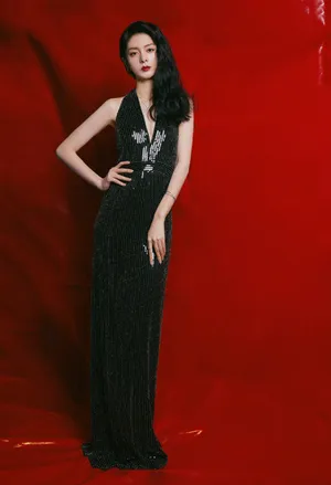 傅菁闪钻深v露背裙性感写真图片_5