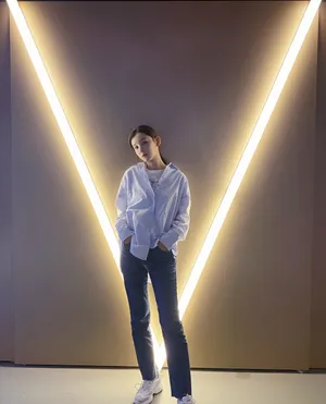 李沐宸清新俏皮私服写真图片_9
