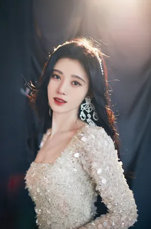 性感美女鞠婧祎妩媚优雅写真_8