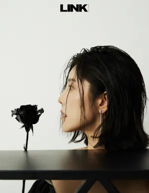 赵奕欢性感御姐风时尚写真图片_9