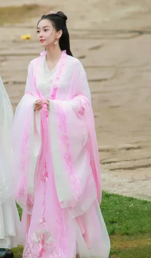 Angelababy古装造型写真