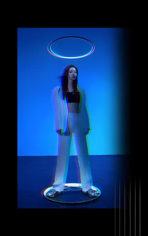 周麟嘉科技风时尚性感写真图片_4
