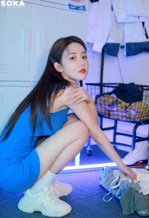 元气少女周麟嘉撩人美腿性感写真图片