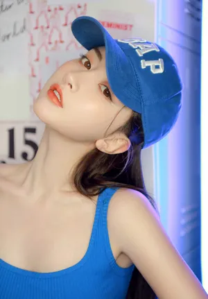 元气少女周麟嘉撩人美腿性感写真图片_4