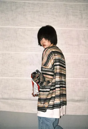 成果短发私服俏皮活力写真图片_11