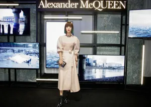 王珞丹潮流穿搭时尚性感写真_3