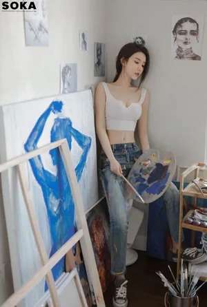 气质美女周麟嘉性感私房写真图片