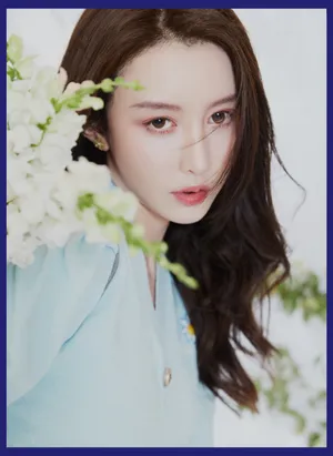 周麟嘉品牌宣传性感图片写真